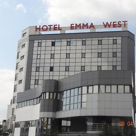 Hotel Emma West Крайова Екстериор снимка