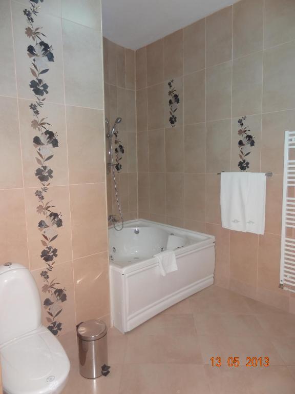 Hotel Emma West Крайова Стая снимка